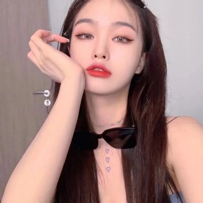 穿鞋子的贝壳马塞尔封面